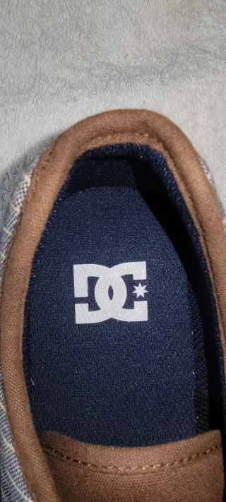 Zapatos DC Shoes Marrones y Grises