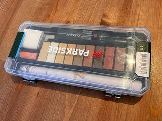 Set reparacion de suelos madera laminados parque