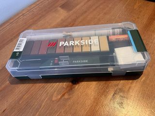 Set reparacion de suelos madera laminados parque