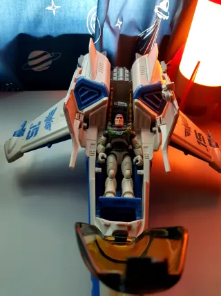 Nave Buzz Lightyear XL-15