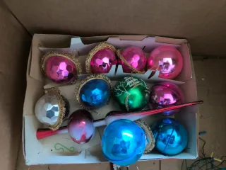 Decorazioni Natale Anni '70: Palle, Luci e Filo