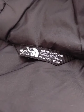 Cazadora The North Face verde camuflaje