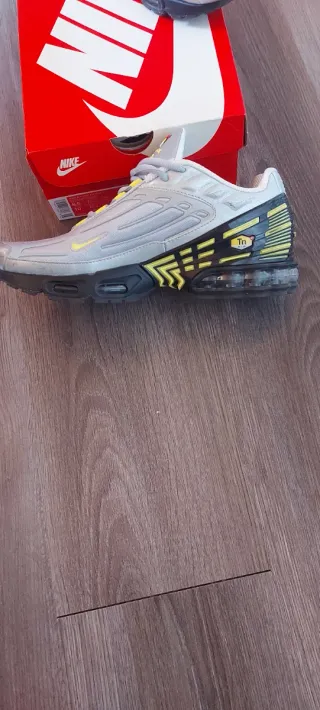 Zapatillas Nike Air Max Plus III Plata/Amarillo