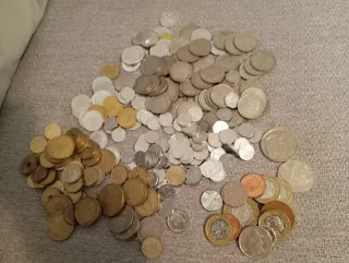 Lote de monedas variadas