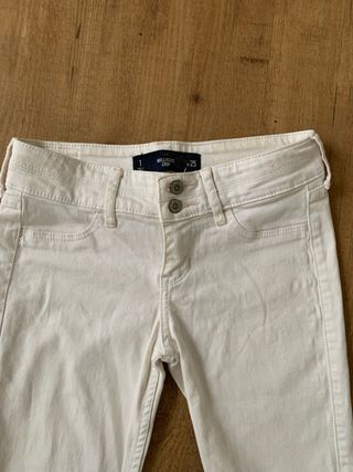 Tejano Blanco Hollister Talla 25