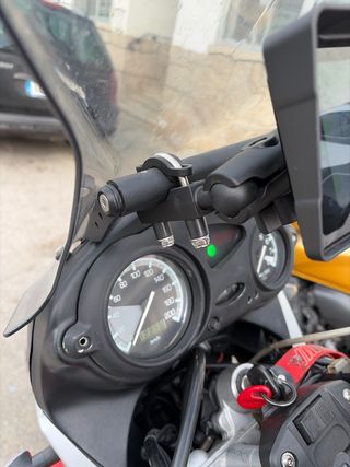 Moto BMW F650GS. Apto para el A2