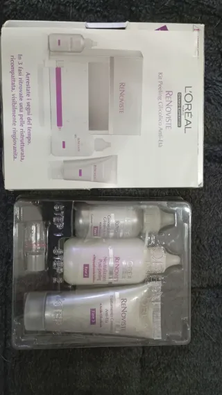 L'Oréal Kit Peeling Glicolico Anti-Età