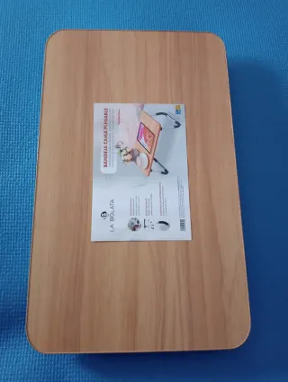 Mesa auxiliar plegable para cama