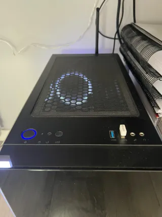 Nfortec Computer Desktop Nero