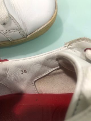 Zapatillas Carolina Herrera Blancas y Rojas