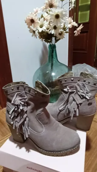 Botas de Piel Rosas Talla 39 con Tacón