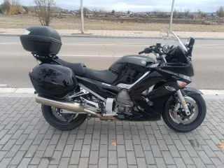 Yamaha FJR1300 Negra