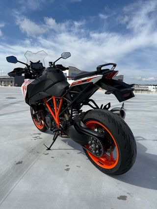 KTM 1290 SUPERDUKE GT Touring Moto