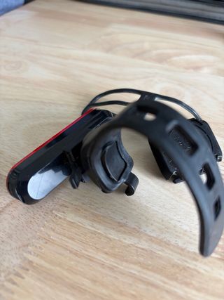 Sensor Cadencia Garmin y luz tija