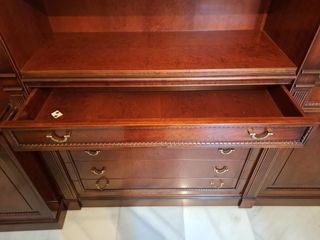 Librería modular madera y cristal