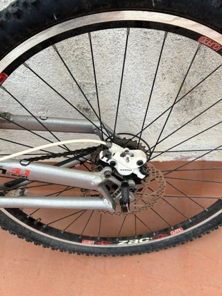 Bicicleta MTB Doble Suspensión SUNN