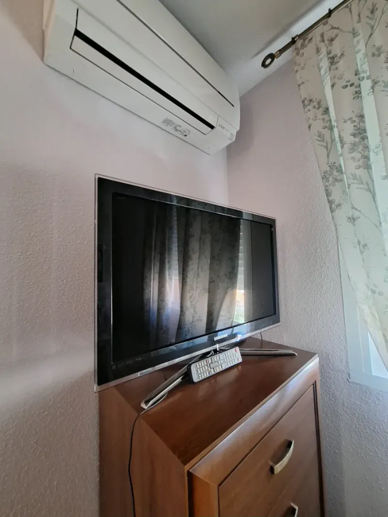 Televisión Samsung Negro y Plateado 32 pugadas afbeelding 2
