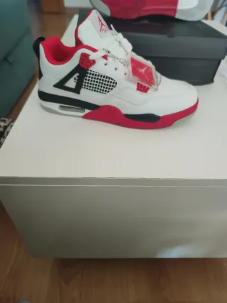 Air Jordan 4 Rojo Blanco