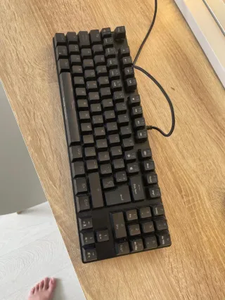 Tastiera da Gaming Meccanica RGB Nera