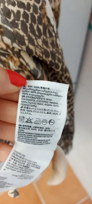 Vestido H&M estampado serpiente talla 40