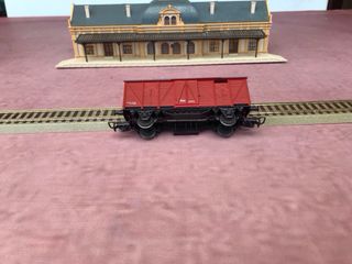 2 Vagones Cerrados H0 Renfe