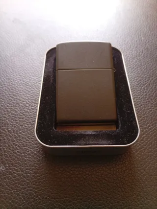 Isqueiro Zippo Original Dragão Vermelho