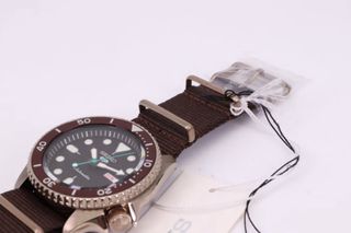 Reloj Seiko 5 Sports SRPD85K1 Automático