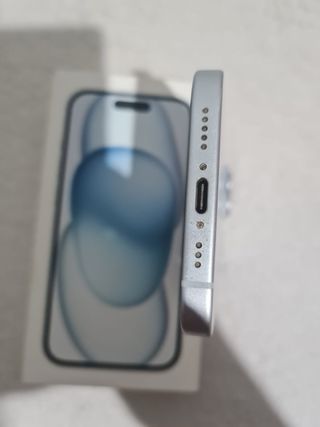 iPhone 15 Plata/Blanco