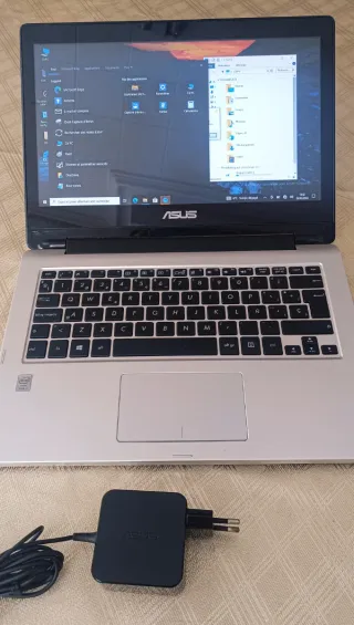 Ordenador táctil modelo tp300l