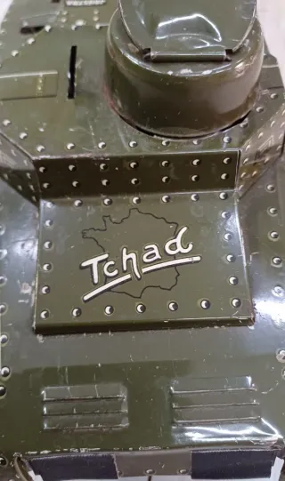 Juguete antiguo hojalata