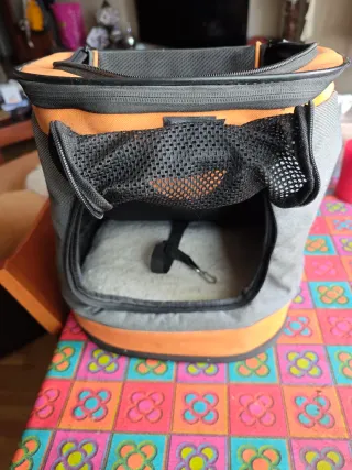 Mochila transportín perro/gato gris y naranja