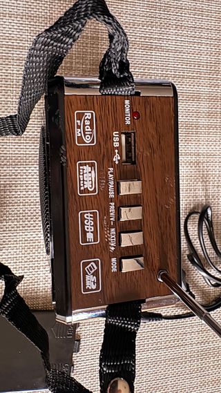 Altavoz portátil Sanda 7133 Radio USB SD Batería