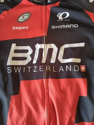 Maillot y culote Mavic