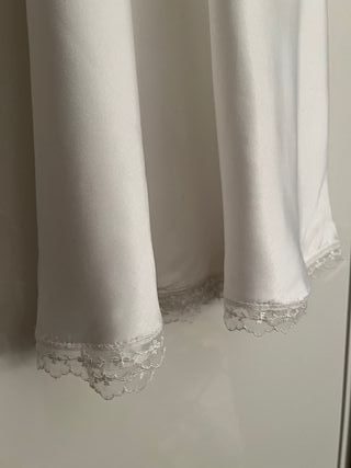 Sottoveste in raso con pizzo