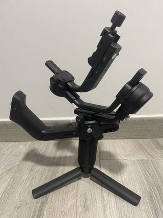 FeiyuTech Scorp-C gimbal 3 ejes + trípode