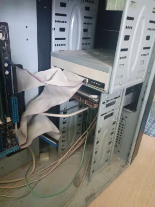 Torre di Computer Nero e Argento