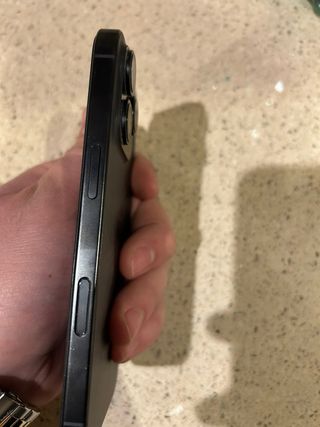 iPhone 16 Pro Grigio Siderale