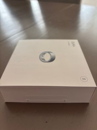 Oura Ring 4 Plata Talla 8 Nuevo