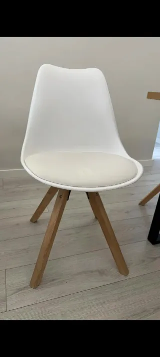 Mesa de comedor con 6 sillas