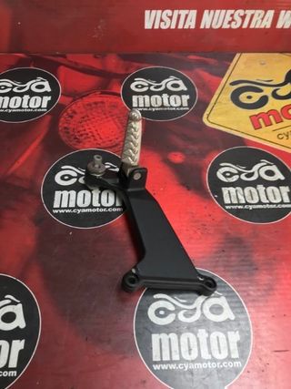 Soporte estribera izquierda + reposapiés para Aprilia SL-Falco 1000 2002 AP8134746