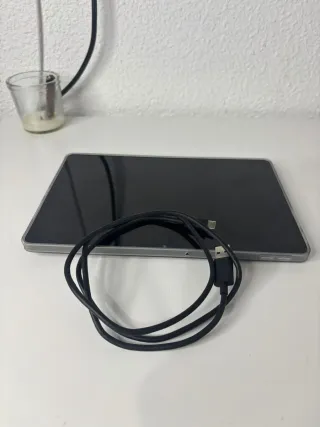 Tablet Lenovo Accesorios a estrenar funda y protec