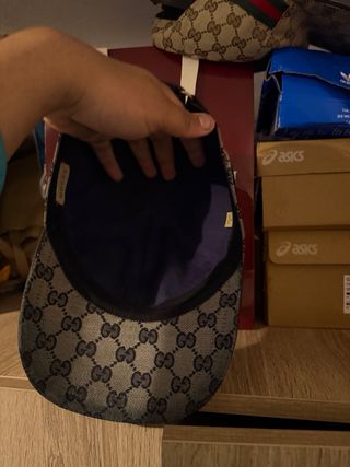 Gorra Gucci Beige con Rayas Rojas y Azule Talla S