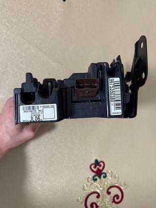 Caja Fusibles Citroen C4 / Peugeot 308 9675350380