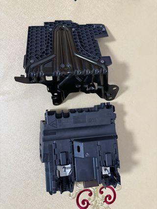 Caja Fusibles Citroen C4 / Peugeot 308 9675350380