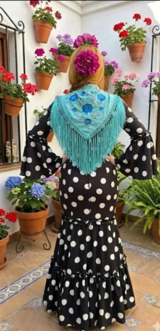 Vestidos nuevos Flamenca Blanco y negro  S,L xl