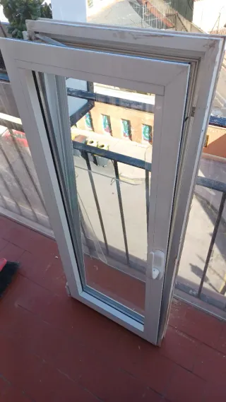 Ventana 120x49 aluminio