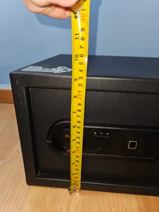 Caja Fuerte Amazon Basics Huella Dactilar