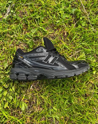 New Balance 1906R Negro/Gris