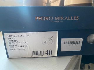 Sandalias Pedro miralles beige con plataforma...