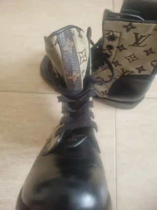 Botas Louis Vuitton Beige y Negro